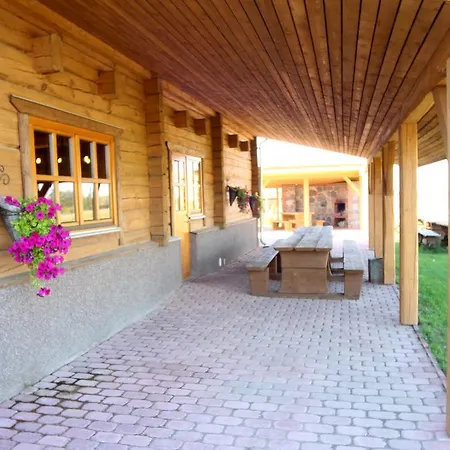 Askari Holiday House בית נופש *