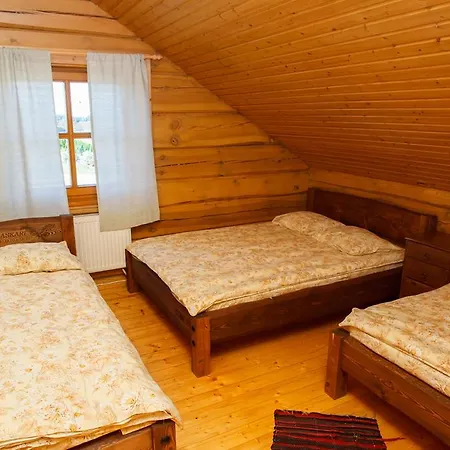 Askari Holiday House *